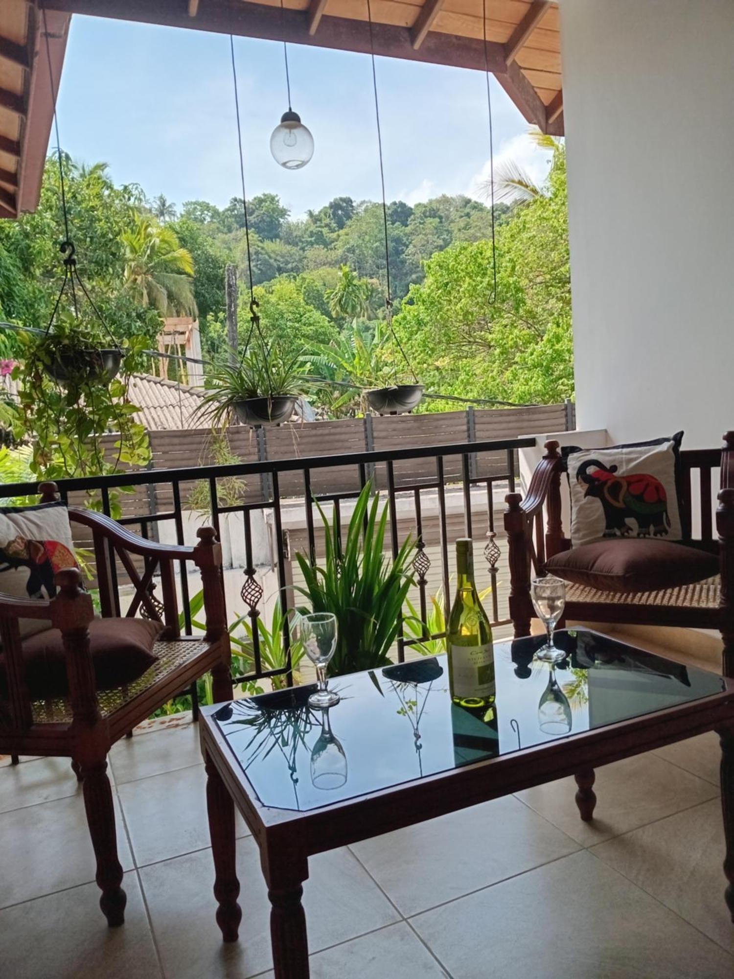 Jal,Min Homestay Kandy Esterno foto